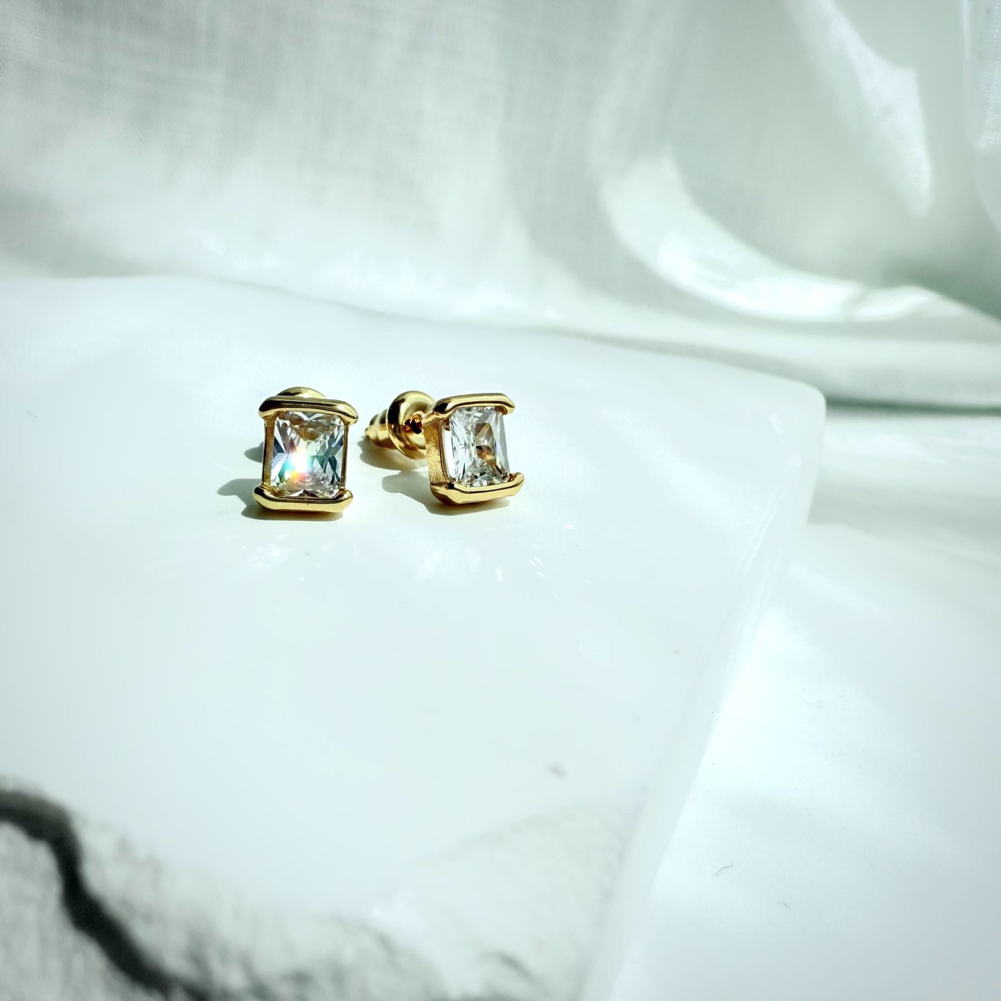 Edge Studs